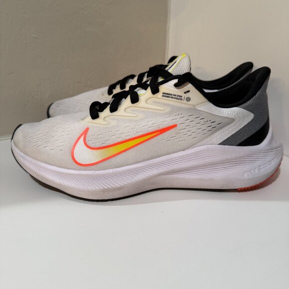 Nike Women's Zoom Winflo 7, White/Mango/Sail Running Shoes, Size 9 - Picture 4 of 6